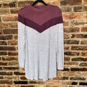 Socialite Gray Burgundy Long Sleeve Mock Neck Sweater Dress Women's Size XS